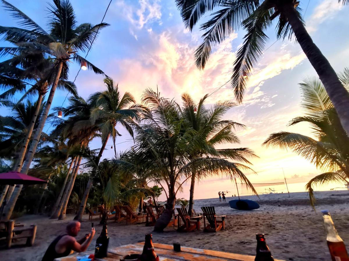 Sulu Sunset Beach Resort Nauhang Екстериор снимка