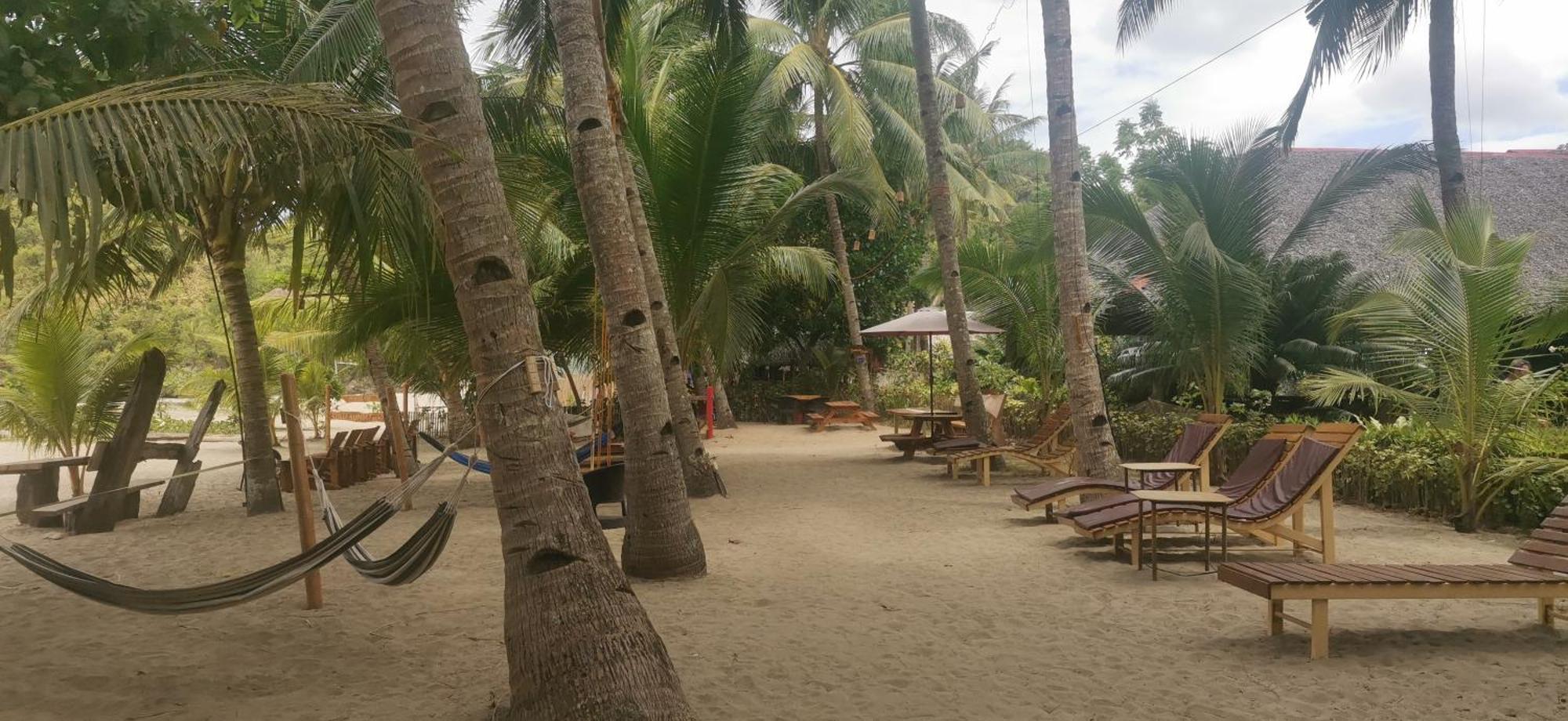 Sulu Sunset Beach Resort Nauhang Екстериор снимка